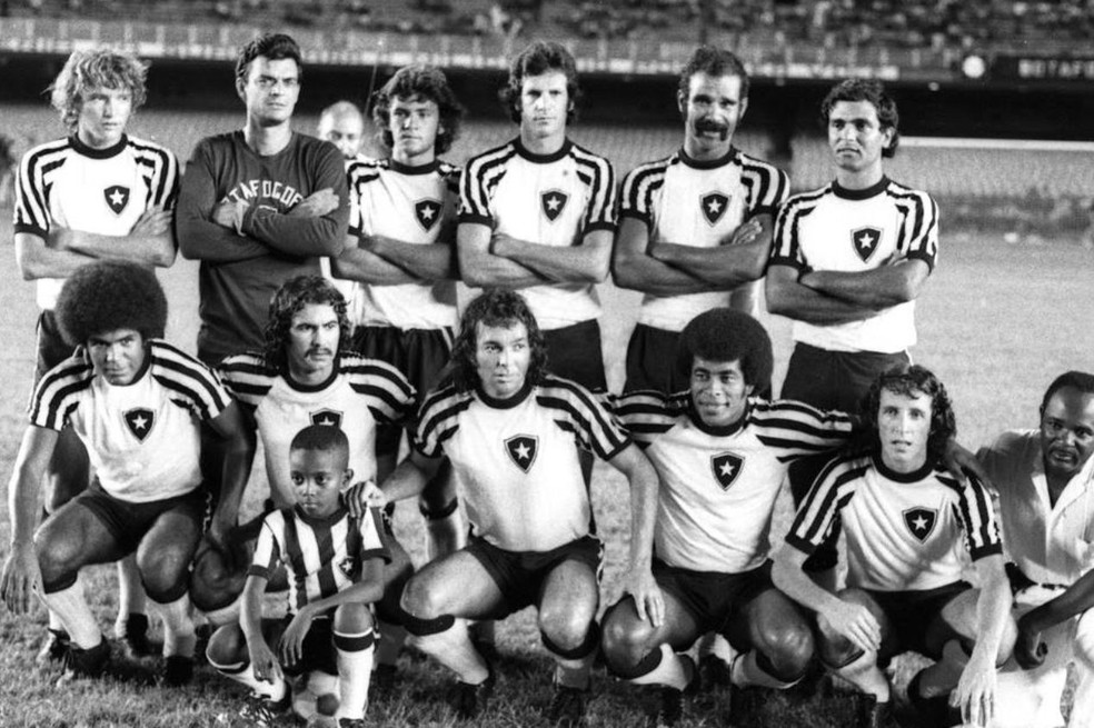 Show de Jairzinho, invencibilidade e título marcam retrospecto do Botafogo contra o Peñarol | botafogo | ge