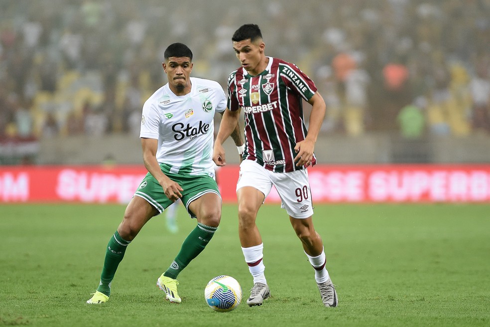 Kevin Serna sente incômodo na panturrilha e desfalca Fluminense contra Vasco | fluminense | ge