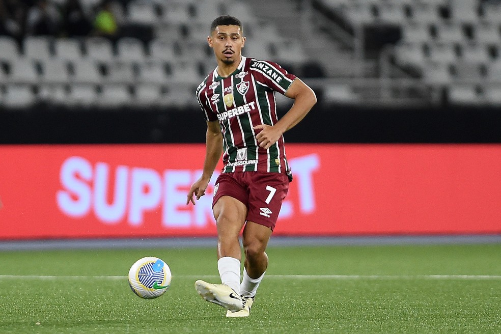 Após contratação, Fulham comunica ao Fluminense que se retira da negociação por André | fluminense | ge