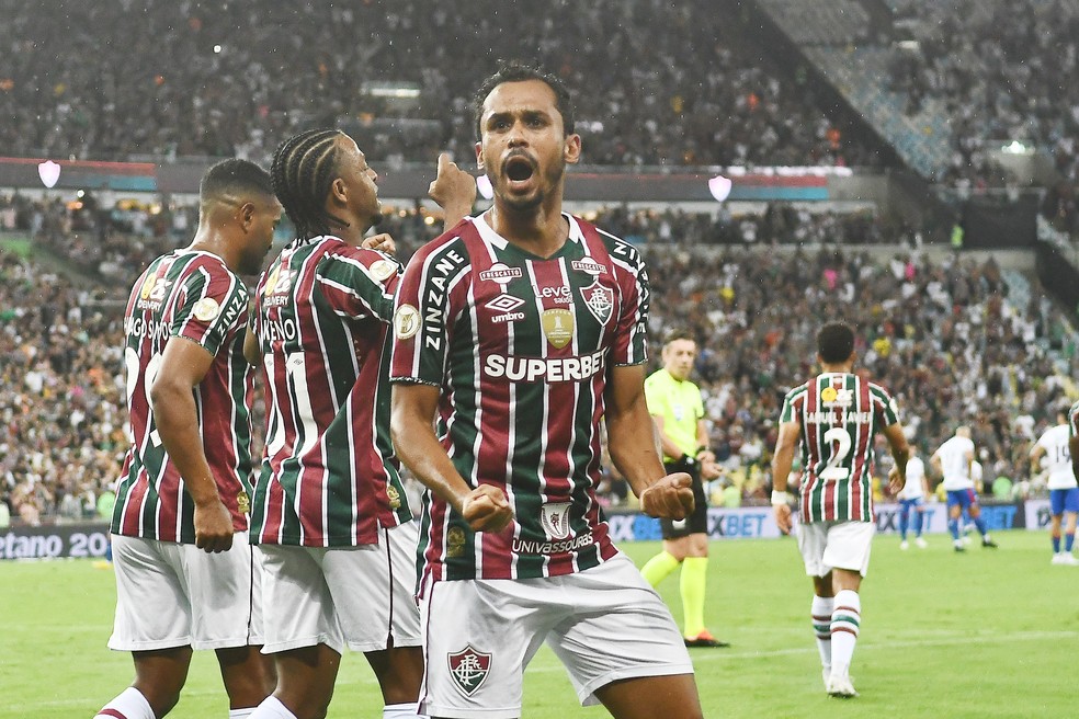 Lima consolida titularidade no Fluminense e iguala atacantes na vice-artilharia da temporada | fluminense | ge