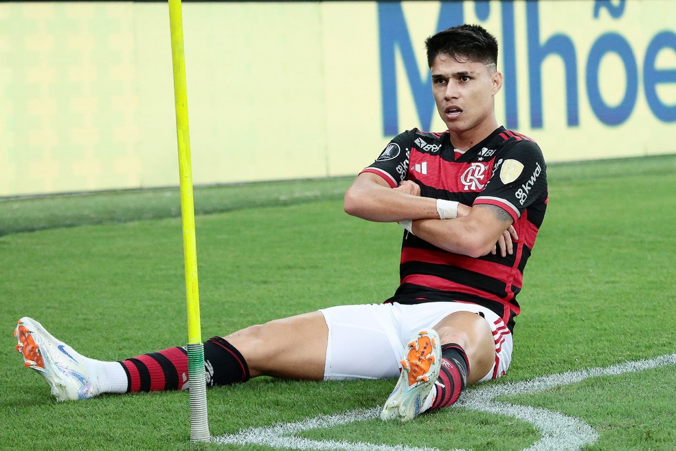 Atuações do Flamengo: Léo Pereira é o melhor em grande noite de Luiz Araújo; Gabigol entra mal | flamengo | ge