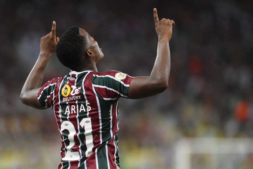 Com cinco pendurados, Fluminense não sofre baixas e terá seis retornos contra o Fortaleza | fluminense | ge