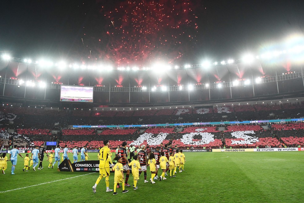 No abafa e na raça: Flamengo lida com ansiedade e supera lesões para abrir vantagem na Libertadores | flamengo | ge