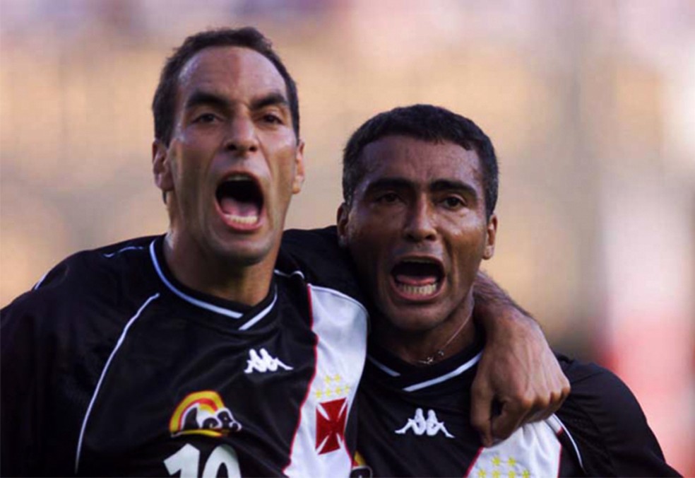 Há 25 anos, Vasco de Romário e Edmundo acabava com o Manchester United no Maracanã | vasco | ge