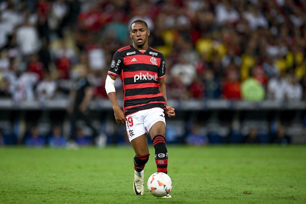 Joia da base rubro-negra, Lorran tem a chance de se reafirmar no Flamengo no Campeonato Carioca | flamengo | ge