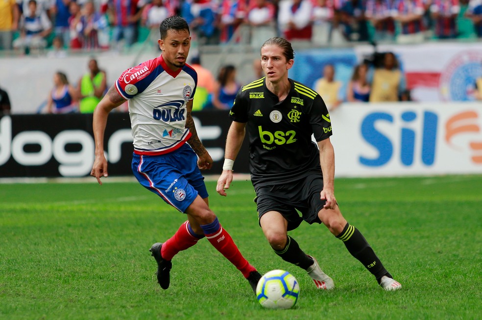 Filipe Luís vive dia de reencontros com rival do 1º jogo como lateral do Flamengo e duelo com Ceni | flamengo | ge