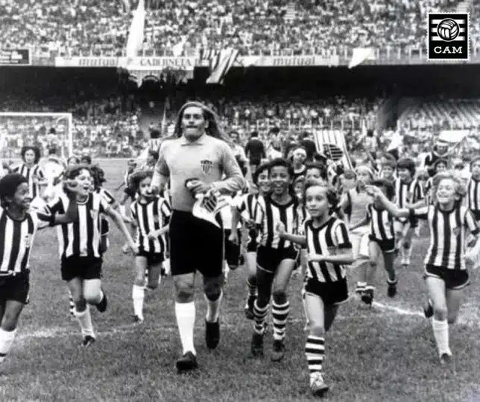 Atlético-MG foi um dos pioneiros ao colocar "mascotinhos" em campo com jogadores; conheça história | atlético-mg | ge