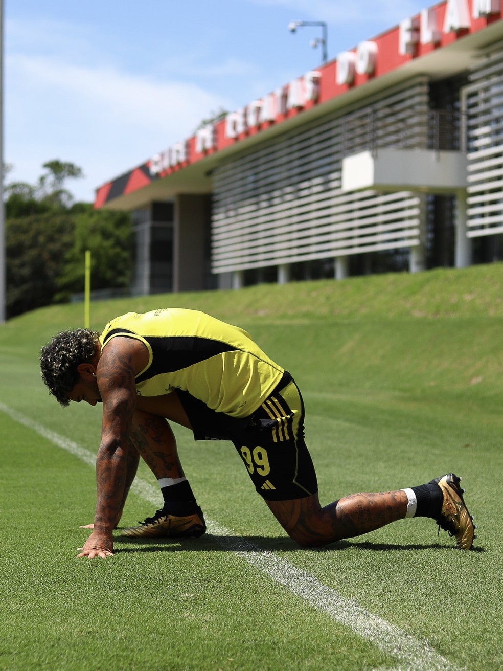 Clima leve, nostálgico e amostra de carinho: os últimos dias de Gabigol antes de despedida do Flamengo | flamengo | ge