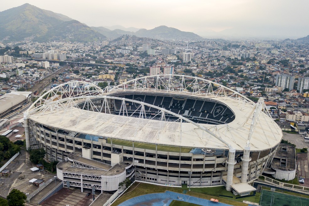 Entenda por que jogar no Nilton Santos é o plano A do Vasco durante reforma de São Januário | vasco | ge