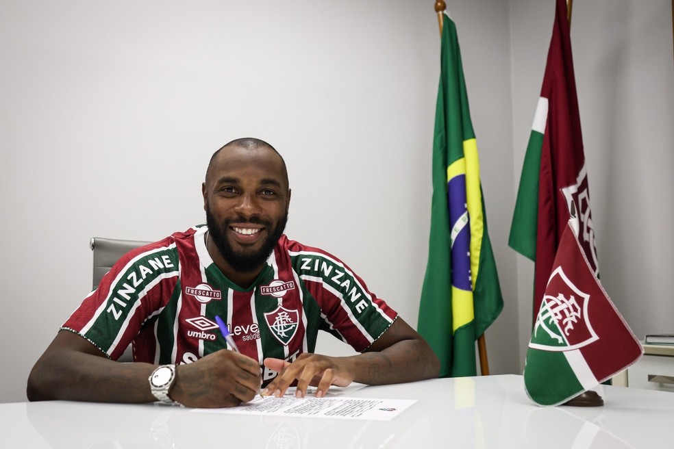 Entenda por que o Fluminense decidiu renovar com Manoel para 2025 | fluminense | ge