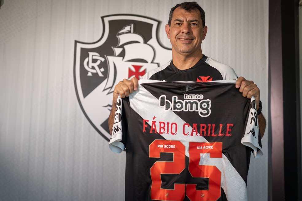 Fábio Carille manda recado para torcida do Vasco: "Esperem um time muito organizado e comprometido" | vasco | ge