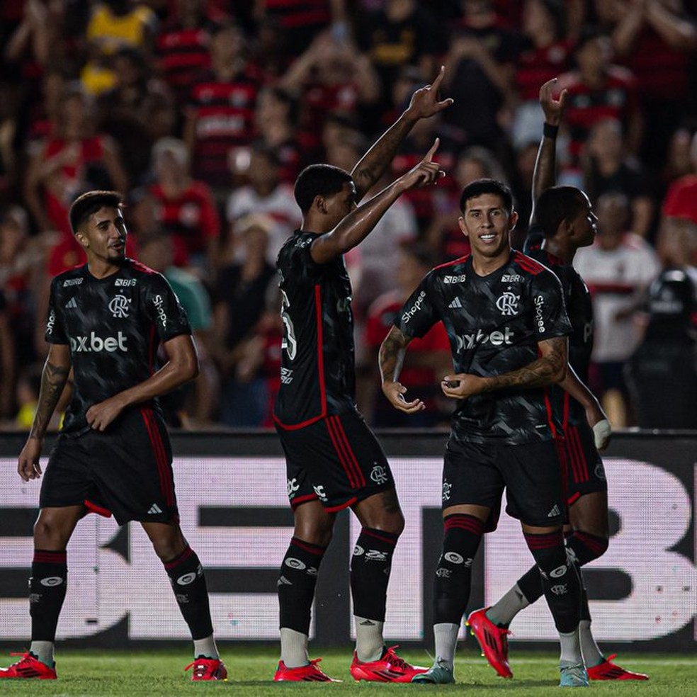 Jovens que jogaram o Carioca serão integrados ao profissional do Flamengo? Entenda | flamengo | ge