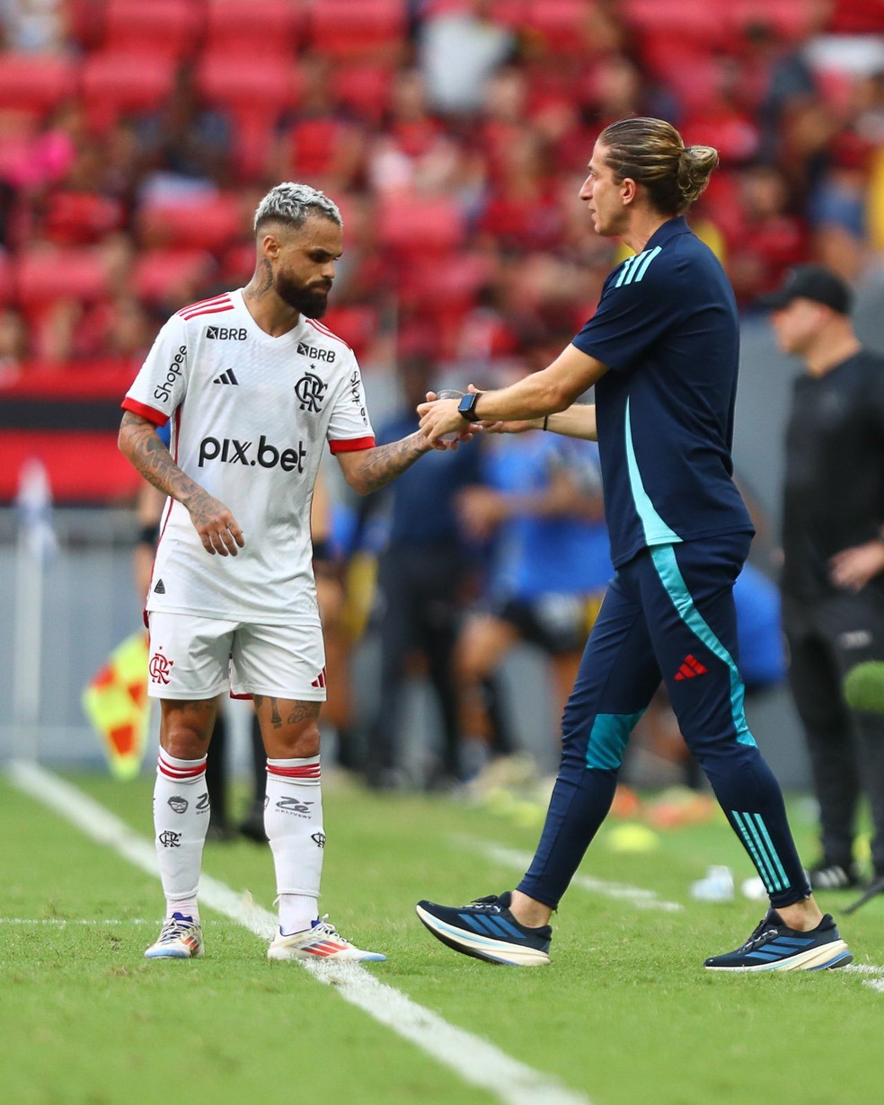 Filipe Luís cita "perfeição" em jogo apoiado do Flamengo e elogia estreia de Juninho | flamengo | ge