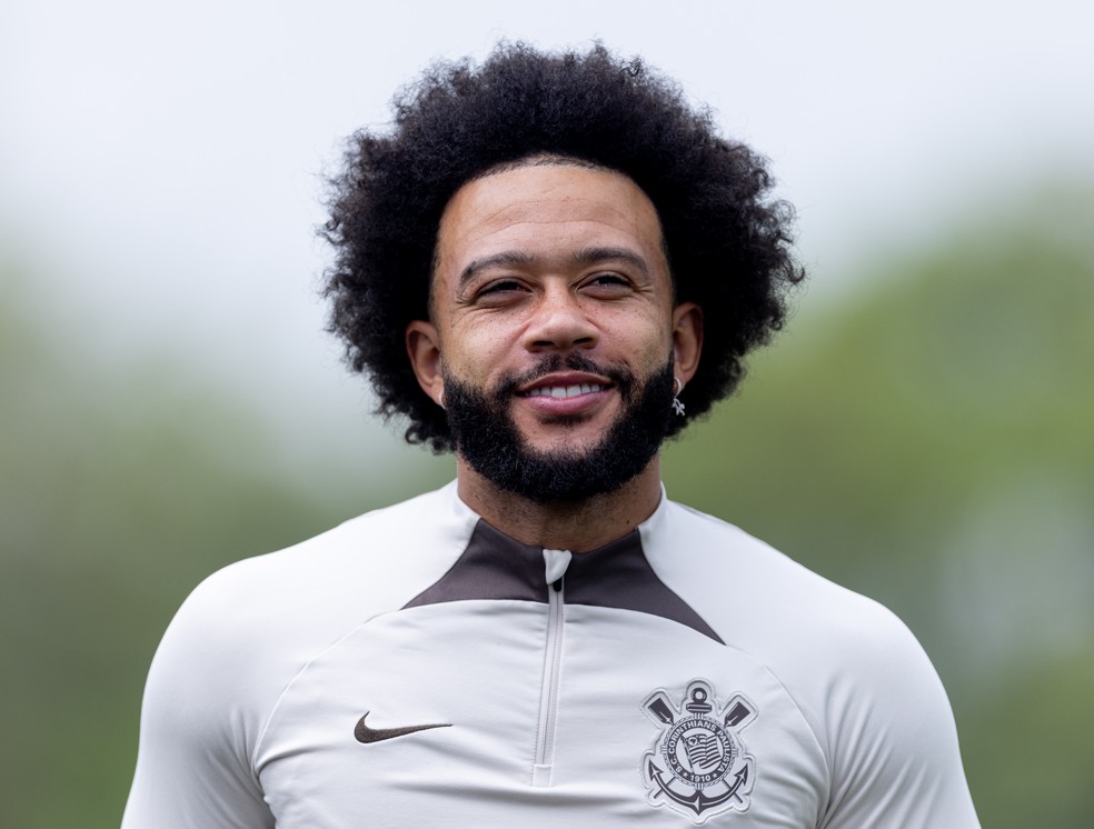 Escalação do Corinthians: Ramón ensaia time para clássico; Memphis mostra novo visual | corinthians | ge