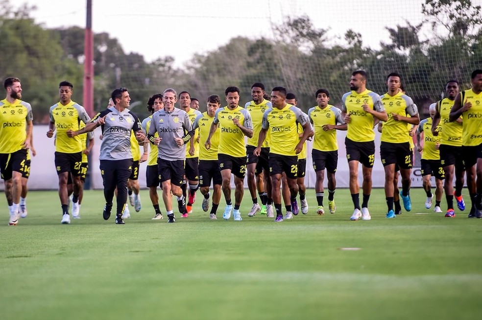 Último treino do Flamengo tem discursos de Braz e Filipe Luís e indefinição na escalação de Bruno Henrique | flamengo | ge