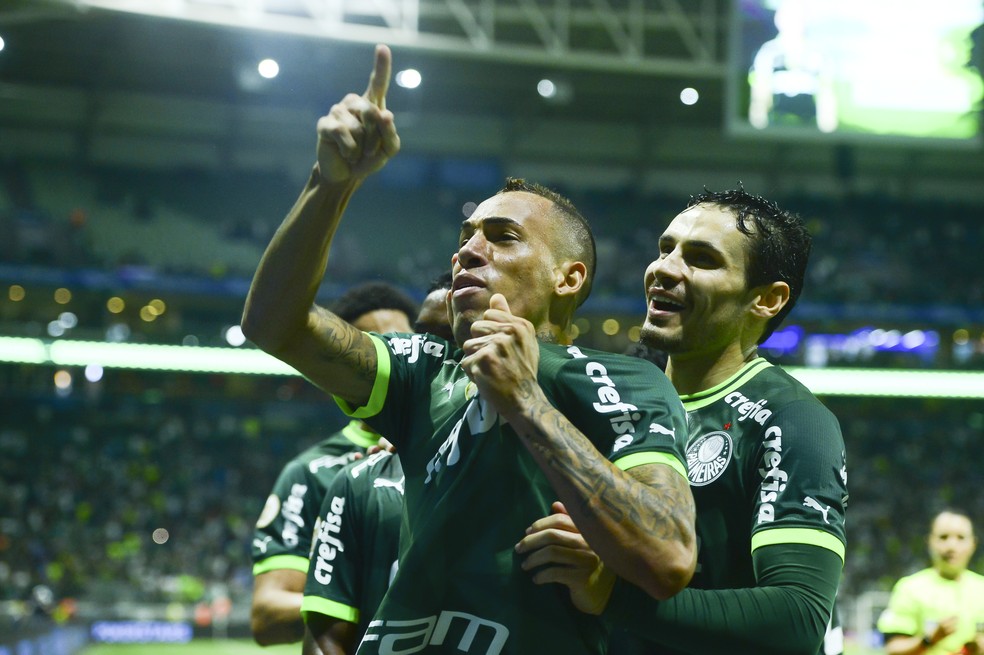 Filme repetido? Arrancada do Palmeiras para bi do Brasileirão teve 5 a 0 em clássico | palmeiras | ge