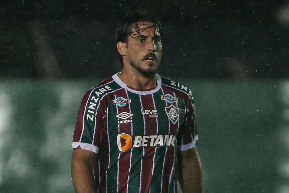 Gabriel Pires rescinde com o Fluminense e acerta com o Panserraikos, da Grécia | fluminense | ge