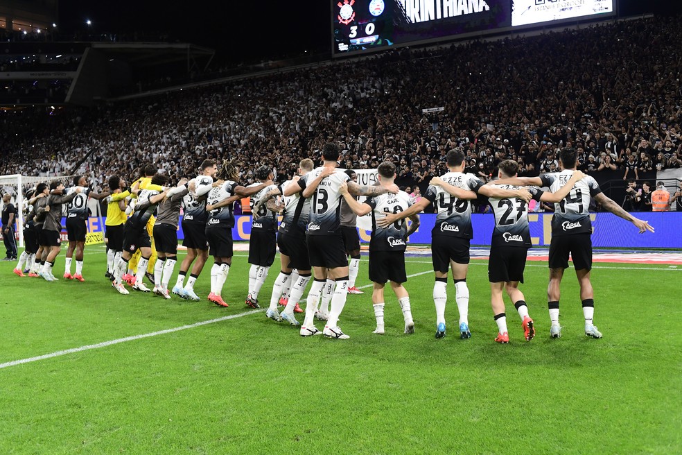 Derrota do Cruzeiro garante Corinthians na Libertadores 2025 | corinthians | ge