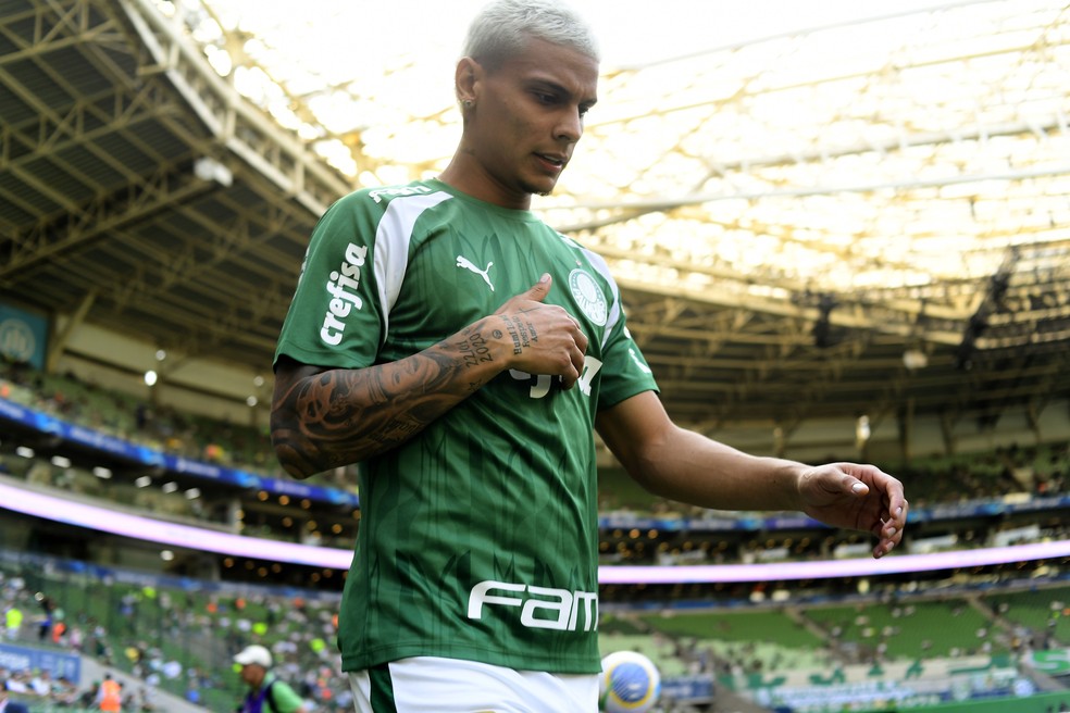 Palmeiras se blinda de interesse europeu por Ríos com renovação e segura multa em R$ 615 milhões | palmeiras | ge