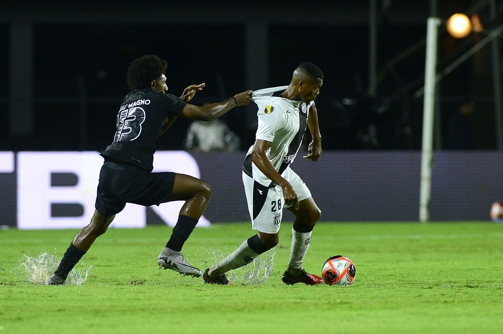 Talles Magno comemora boa fase pelo Corinthians e pede espaço no time: "Quero ser titular" | corinthians | ge