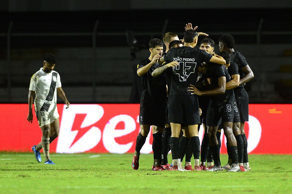 Análise: Corinthians supera Ponte e poças e fecha janeiro com saldo positivo | corinthians | ge