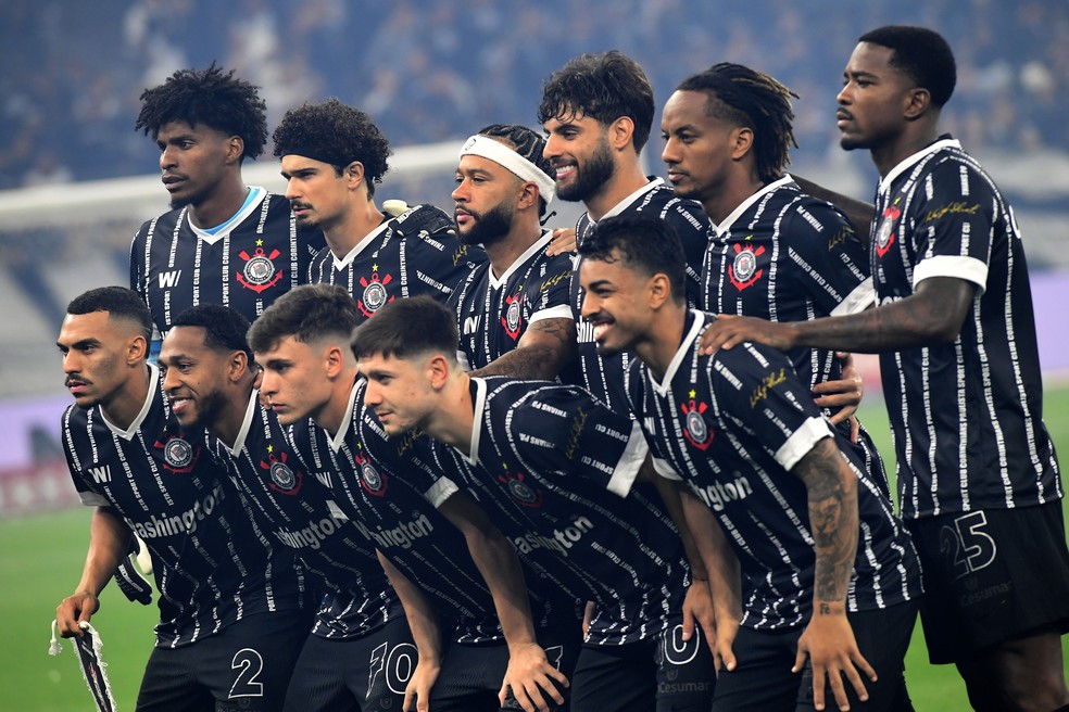 Atuações do Corinthians: Memphis desencanta e abre caminho para goleada; dê suas notas | corinthians | ge