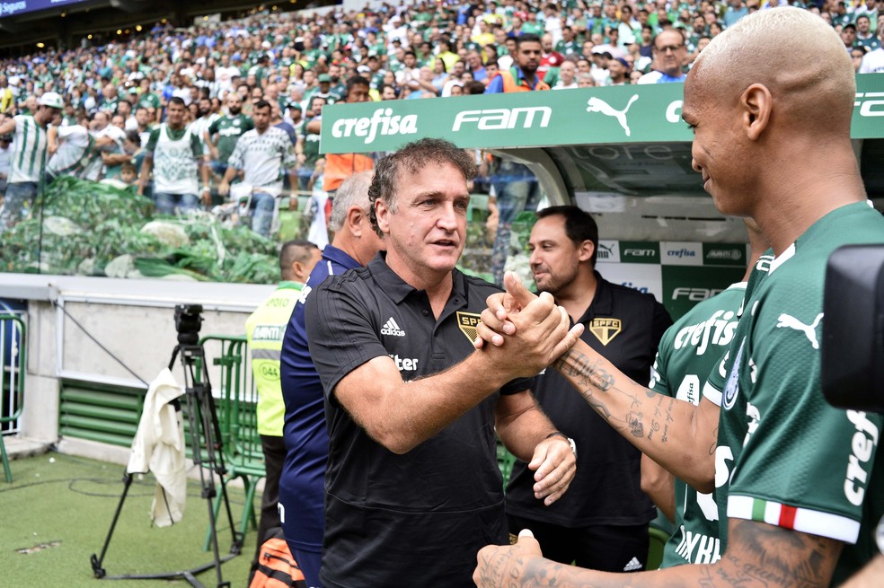 Cuca reencontra Deyverson no Atlético-MG após ser "padrinho" do atacante no Palmeiras | atlético-mg | ge