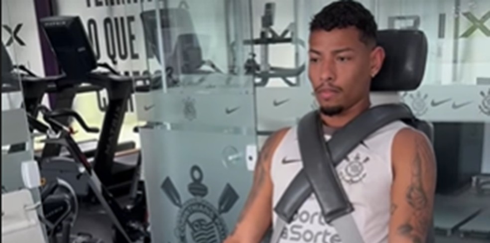 Memphis publica vídeo de incentivo a jogador que não atua há quase um ano no Corinthians | corinthians | ge