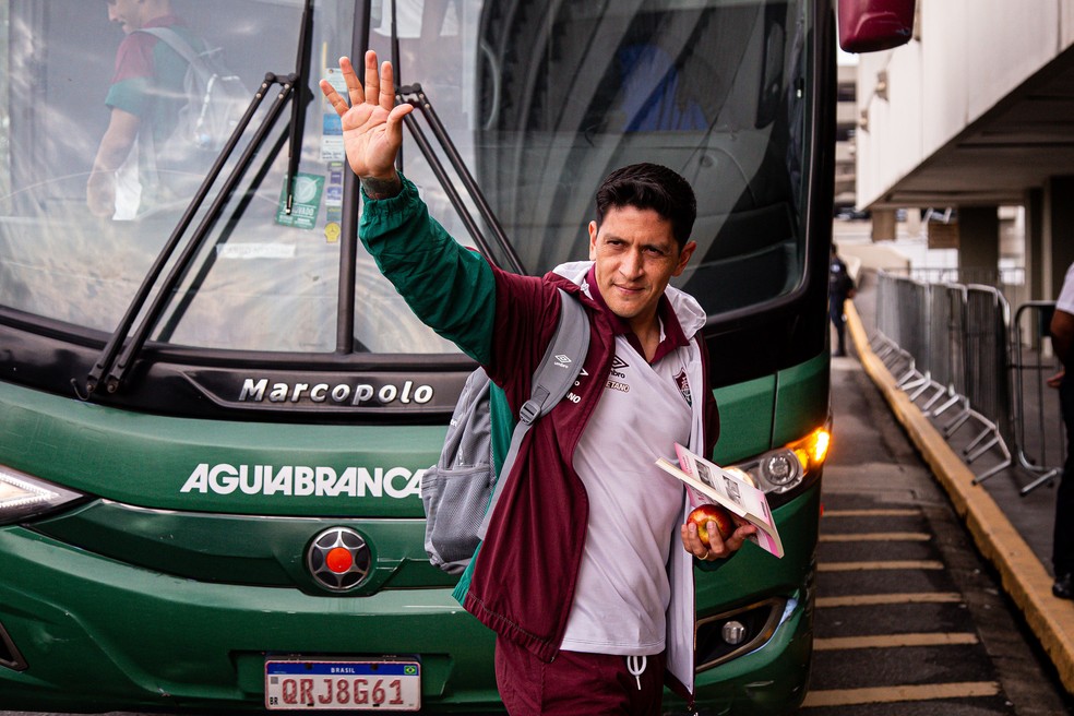 Fluminense antecipa viagem e fará "intensivão" no sintético antes de jogo-chave contra Athletico | fluminense | ge