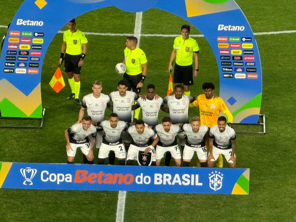 Atuações do Corinthians: Hugo Souza e Ramón Díaz brilham em classificação na Copa do Brasil | corinthians | ge