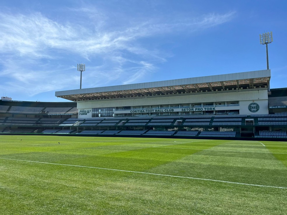 Couto Pereira recebe últimos retoques para Grêmio x Fluminense; veja imagens | libertadores | ge