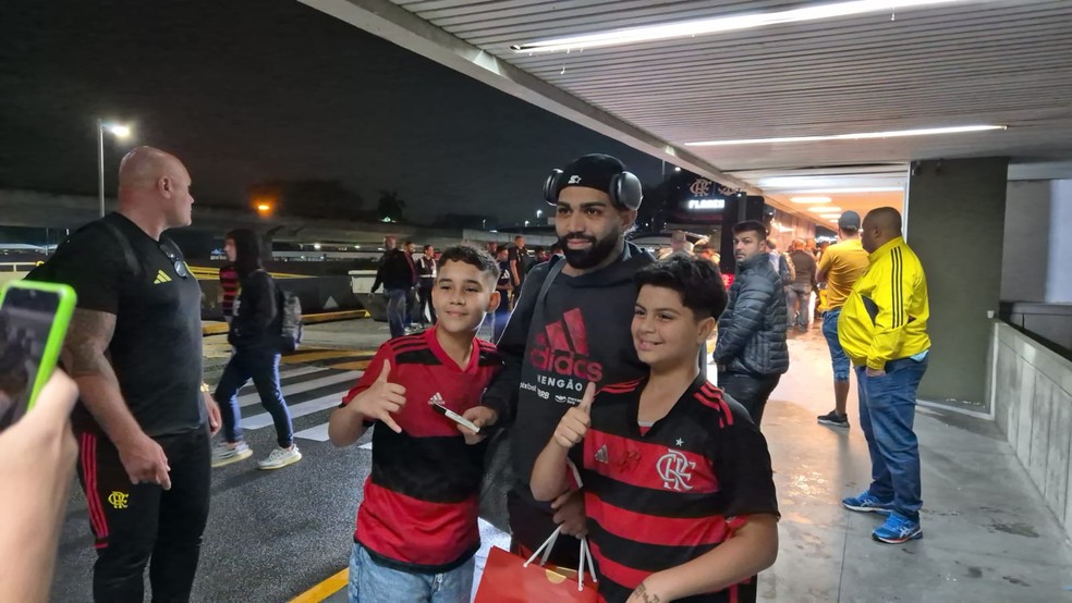 Flamengo desembarca no Rio após classificação na Copa do Brasil | flamengo | ge