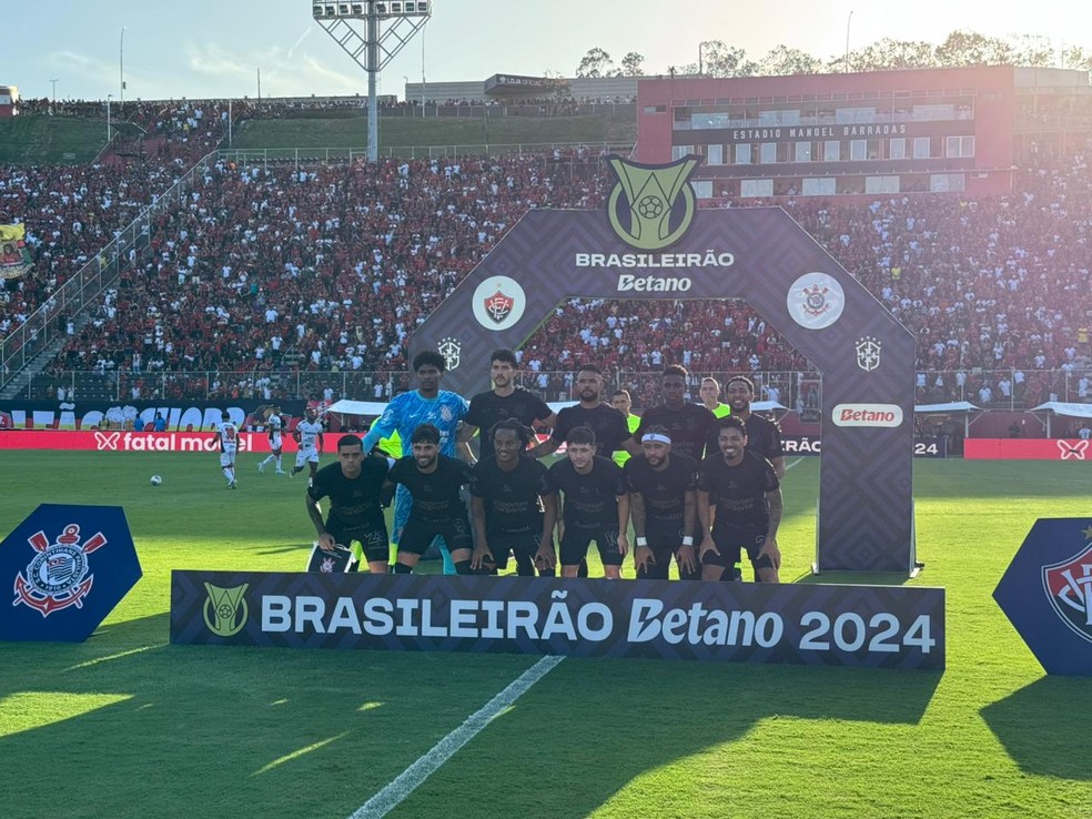 Atuações: Hugo Souza falha, mas Yuri e Memphis garantem vitória do Corinthians; dê suas notas | corinthians | ge