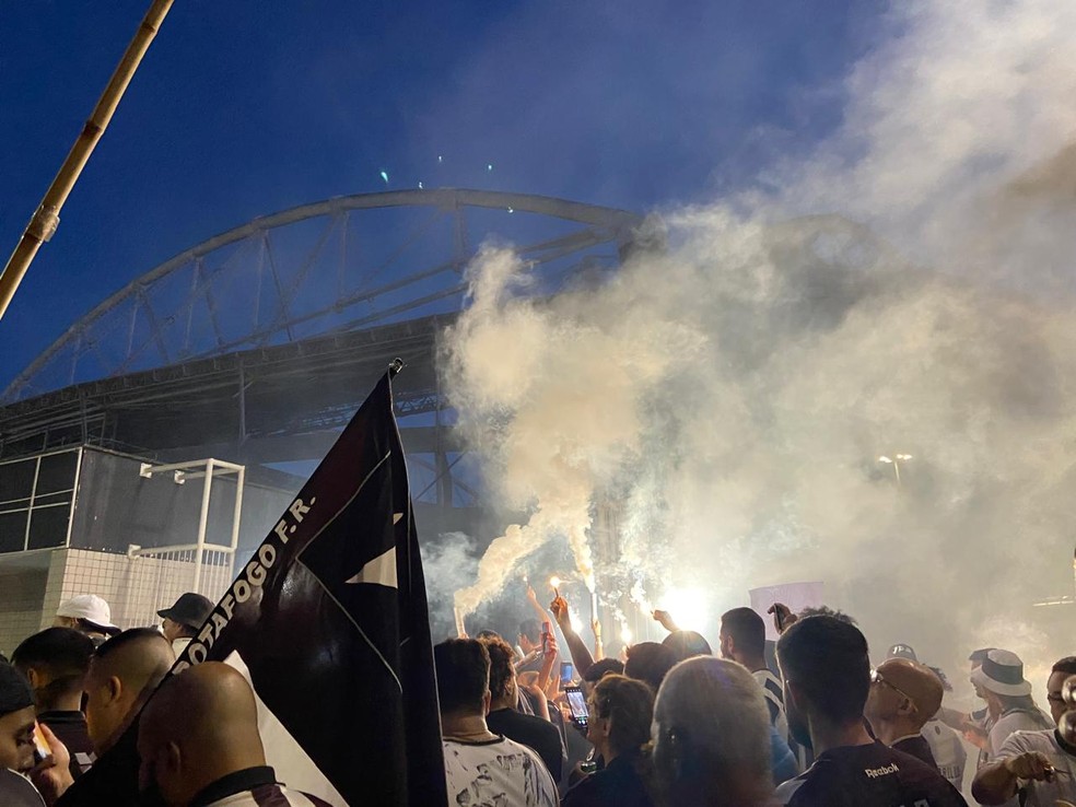 Veja as orientações para torcida do Botafogo em Buenos Aires na final da Libertadores | botafogo | ge