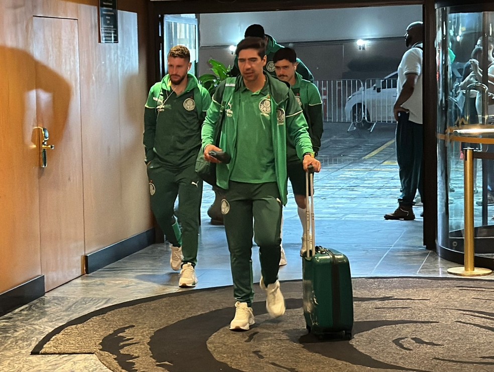 Palmeiras chega em Belo Horizonte para enfrentar Cruzeiro: veja lista de relacionados | palmeiras | ge