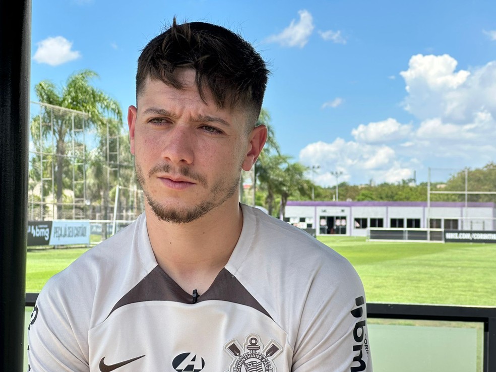 Garro voltará ao Brasil nesta segunda e estará em reapresentação do Corinthians | corinthians | ge