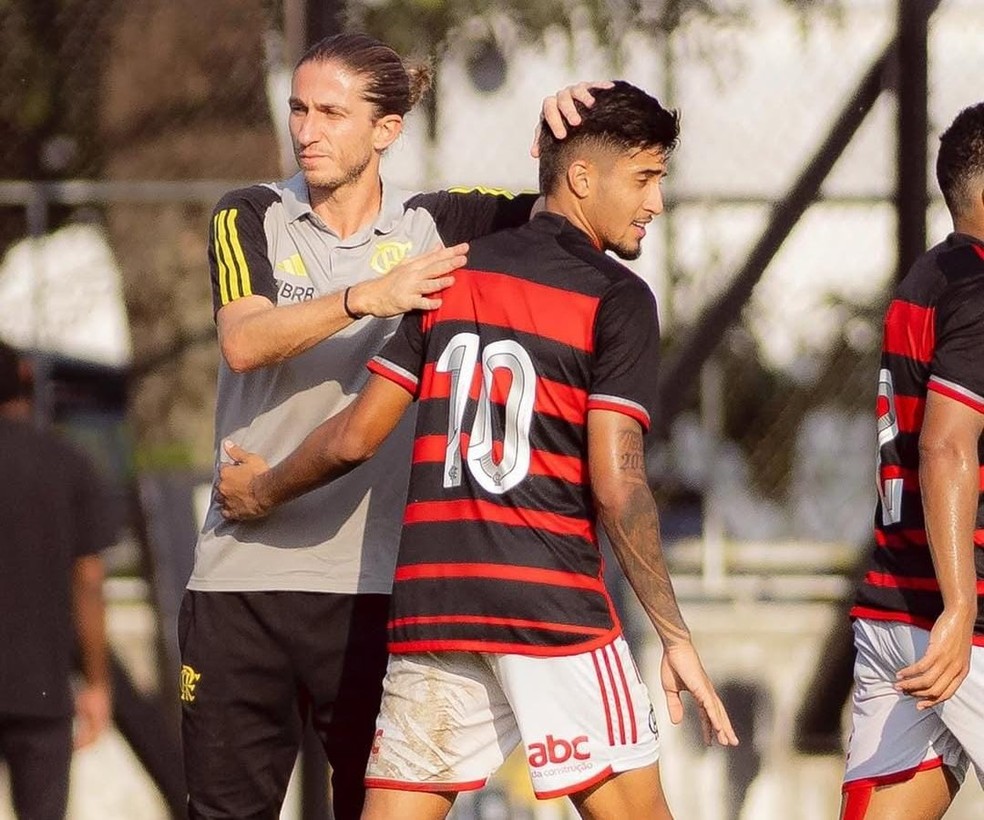 Joia 2025: Guilherme treinava com adultos aos 15 e três anos depois já é xodó de Filipe Luís no Flamengo | flamengo | ge