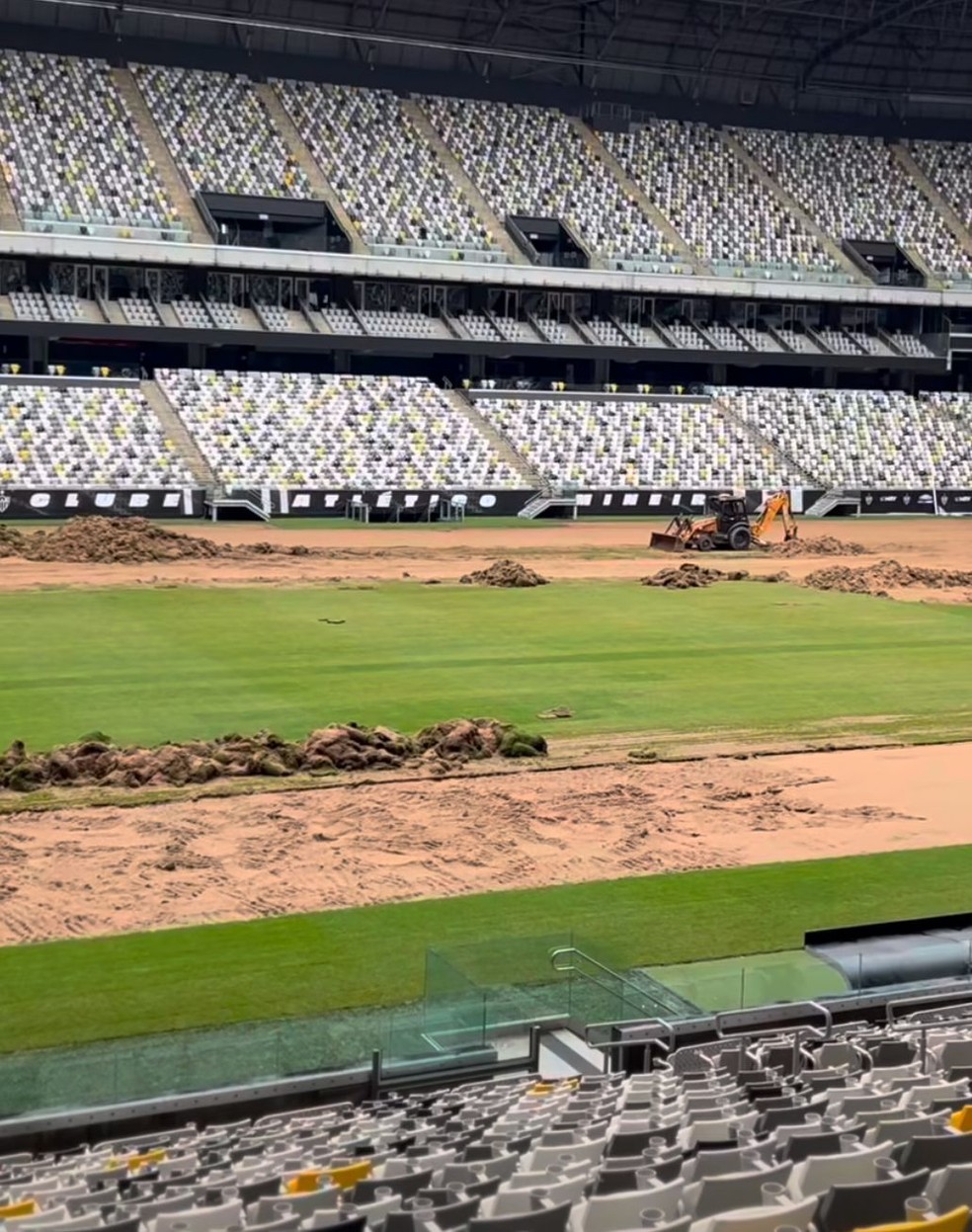 Arena MRV: Atlético-MG inicia troca para gramado sintético | atlético-mg | ge