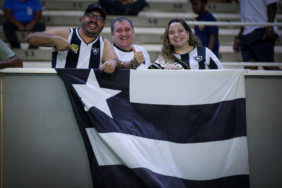 Uruguaio bate ponto em todos os jogos do Botafogo na Copinha: “É o amor da minha vida” | botafogo | ge