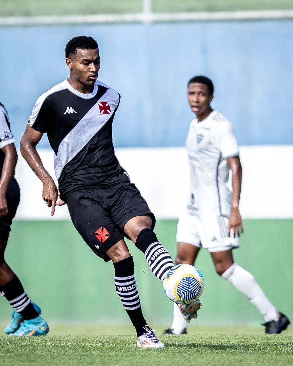 Destaques na Copinha, Phillipe Gabriel, Zuccarello e Euder são integrados ao profissional do Vasco | vasco | ge