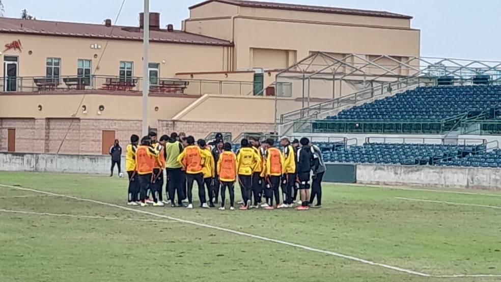 Em treino aberto do Atlético-MG, Cuca repete time titular usado contra o Cruzeiro | atlético-mg | ge